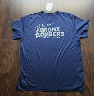 New York Yankees NWT Long Sleeve T-shirt